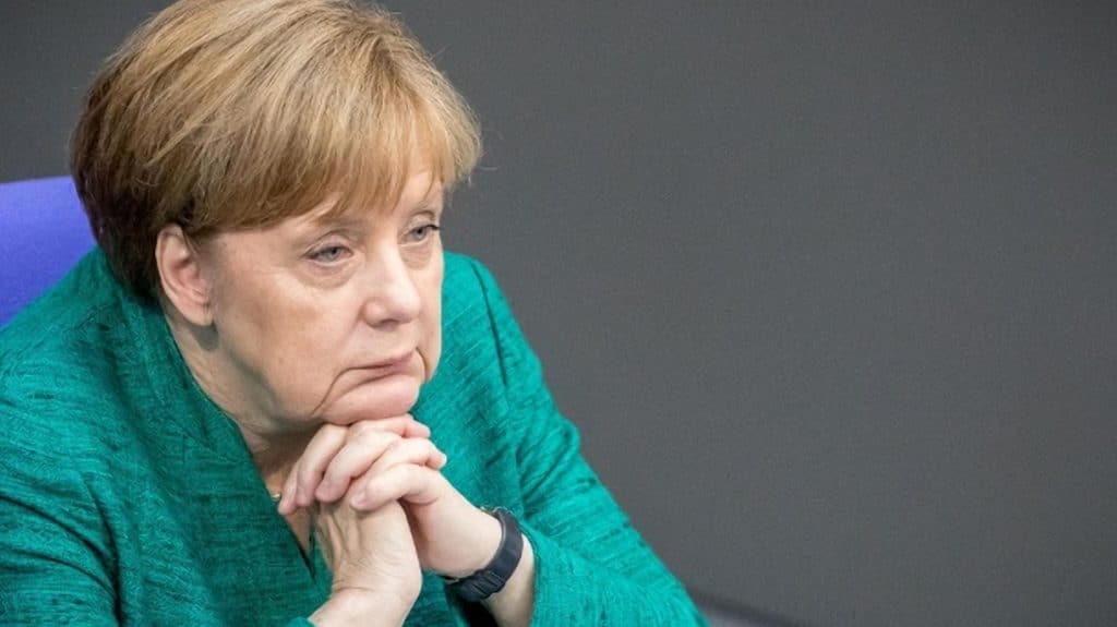 Общество: Меркель – слабое звено правительства