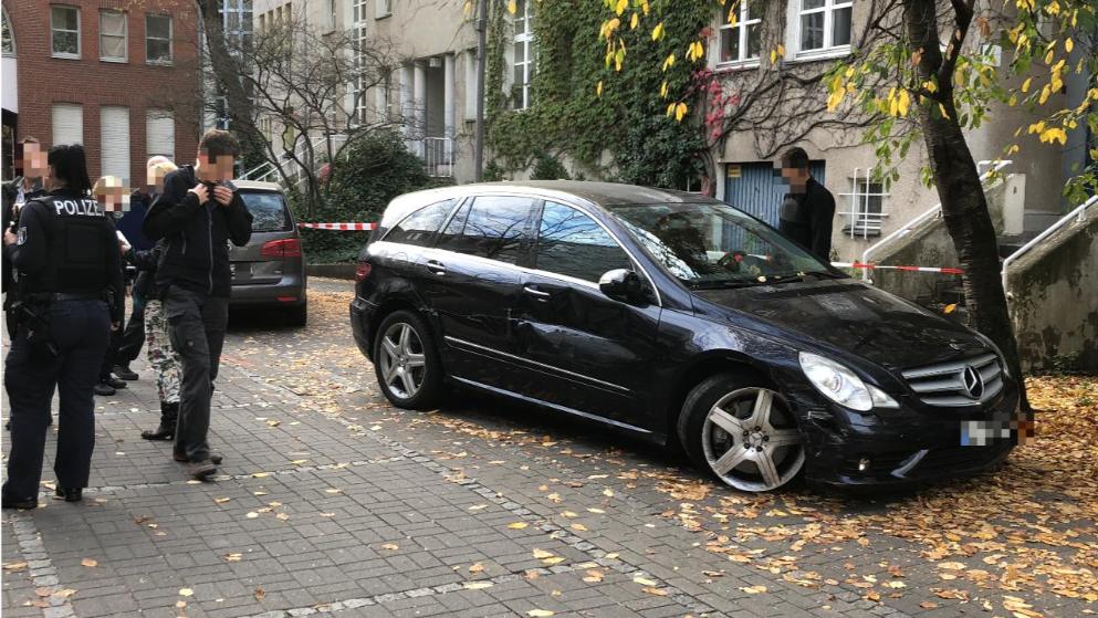 Происшествия: В Берлине преступники в масках ограбили инкассаторов рис 3