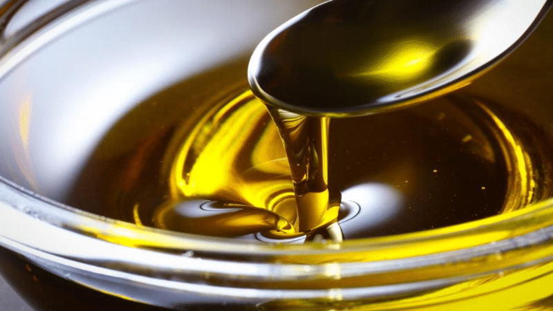 Полезные советы: Какое растительное масло лучше не покупать