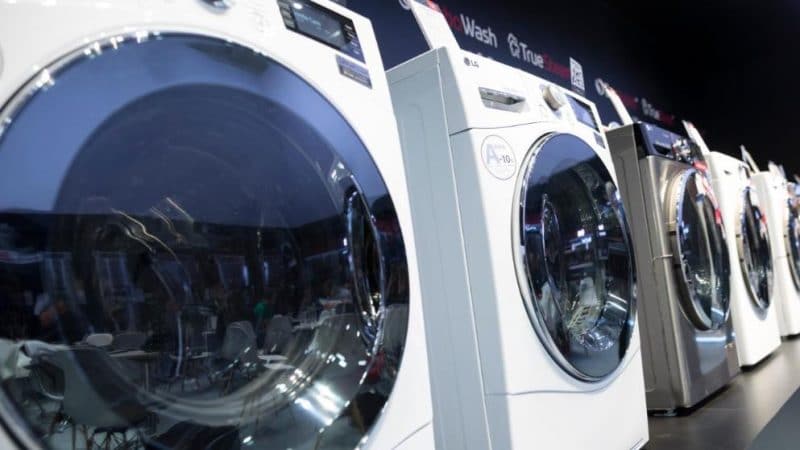 Общество: Как не ошибиться с выбором стиральной машины