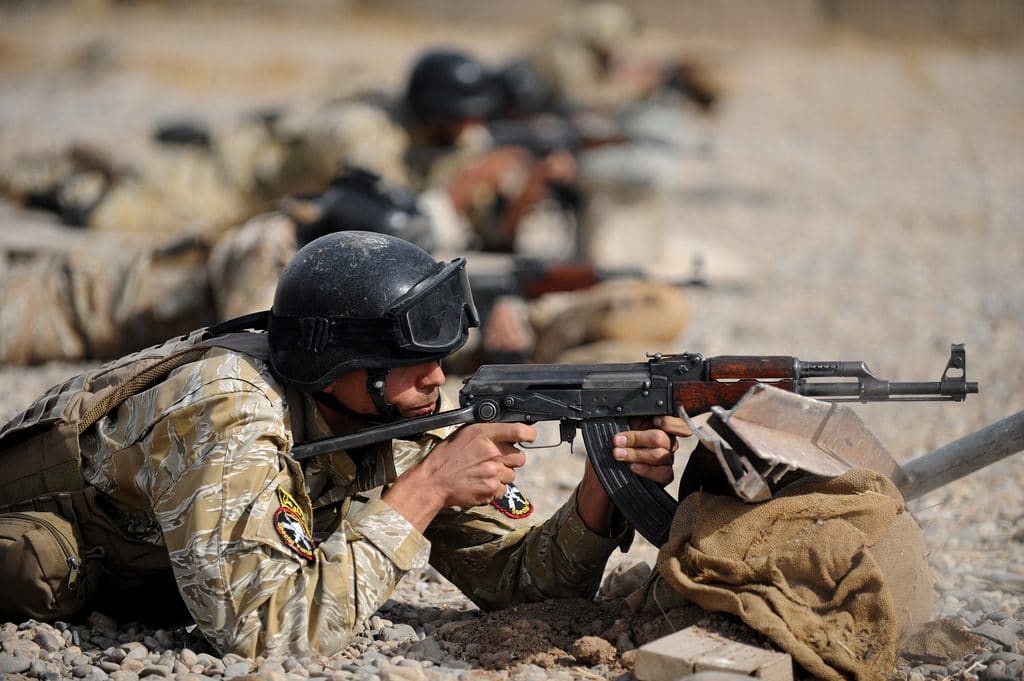 Политика: Немецкие военнослужащие останутся в Ираке еще на год