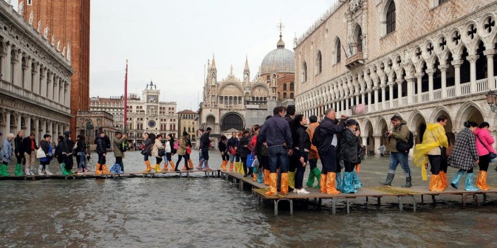 Отовсюду обо всем: Появились первые жертвы потопов в Италии
