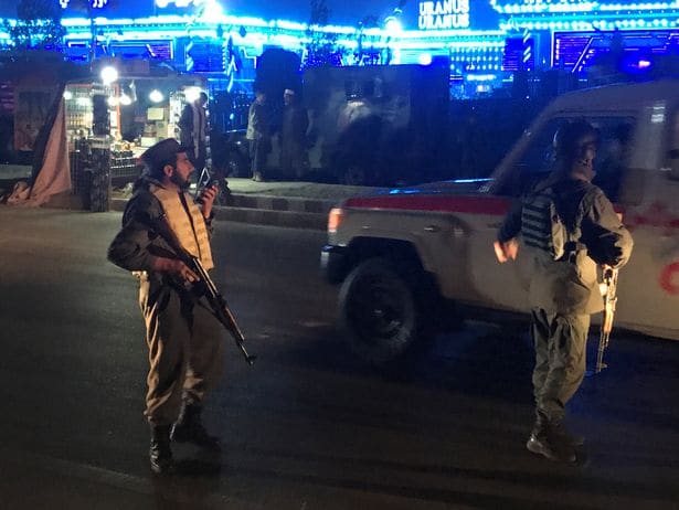 Отовсюду обо всем: Более 50 человек погибли из-за теракта в Кабуле