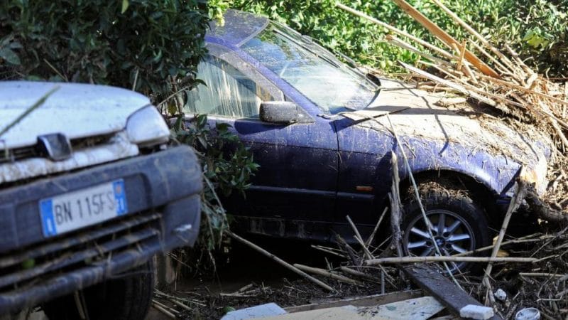 Отовсюду обо всем: Наводнение в Италии: число жертв стихии превысило 30 человек