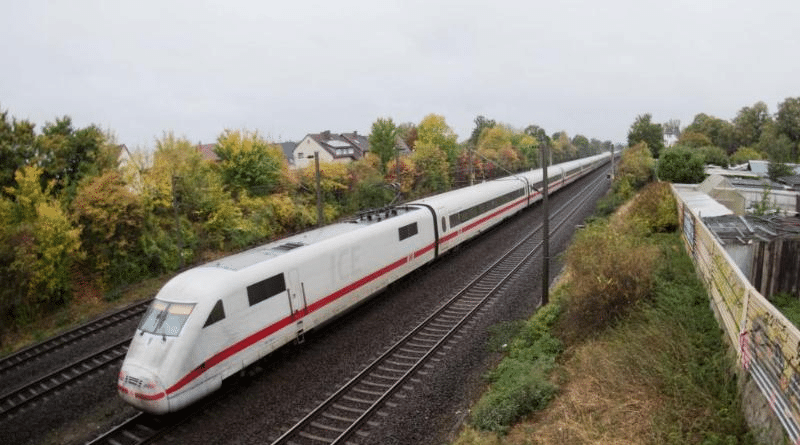 Полезные советы: Новый способ быстро получить компенсацию при задержке поезда Deutsche Bahn