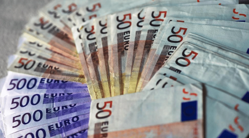Деньги: Сколько нужно зарабатывать в Германии, чтобы относиться к среднему классу?