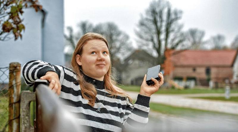 Общество: Как немцы живут без интернета и мобильной связи