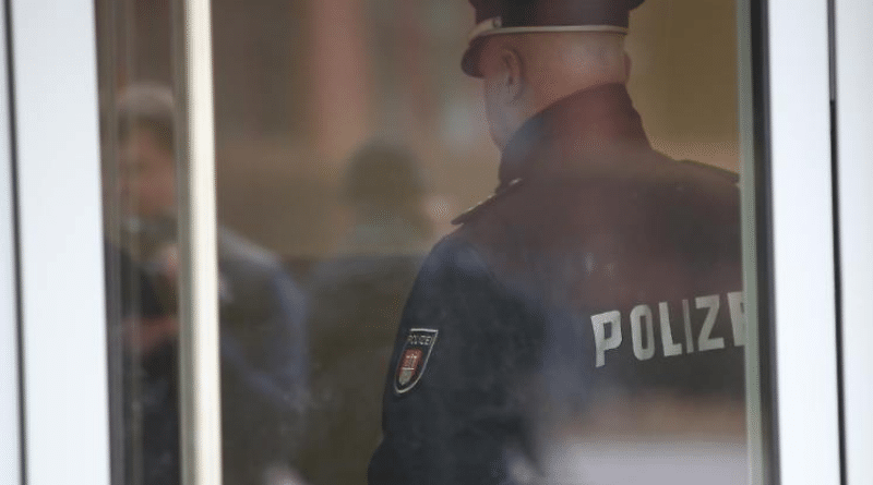 Происшествия: В Гамбурге задержали парня, призывавшего убивать полицейских