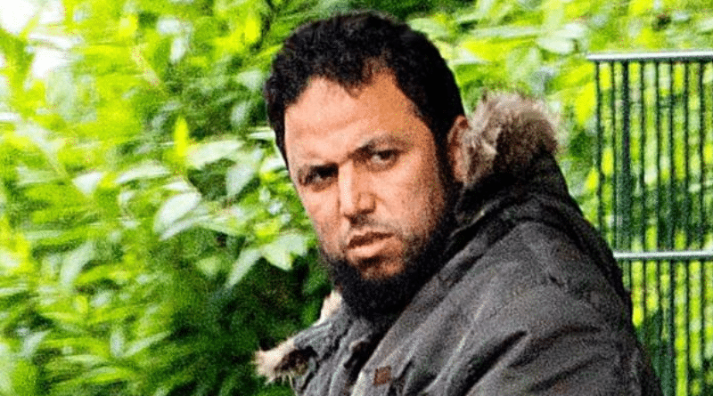 Общество: Суд постановил: Бохум не обязан принимать бывшего телохранителя Усамы бен Ладена
