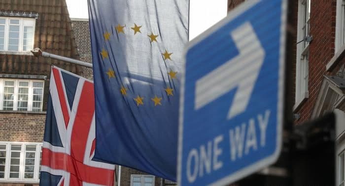 Политика: Евросоюз больше не будет обсуждать условия Brexit