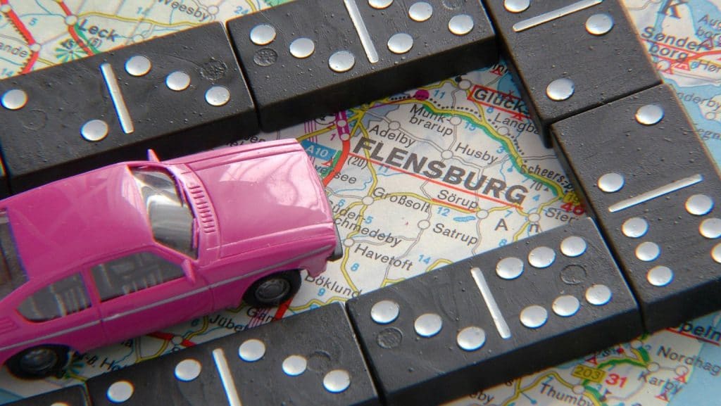 Закон и право: Пункты во Фленсбурге: что обязательно нужно знать водителям в Германии