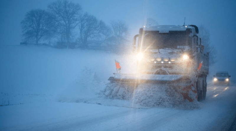 Погода: Снегопады в Германии: пробки, опасность ДТП и схода лавин