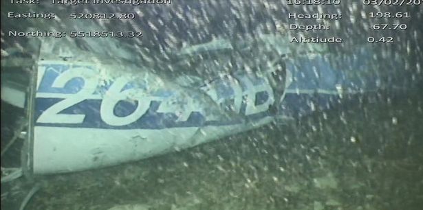 Происшествия: Самолет футболиста Эмилиано Салы найден на дне Ла-Манша