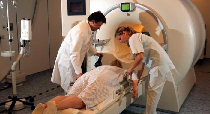 Здоровье: Немецкие врачи научились определять рак груди при помощи анализа крови