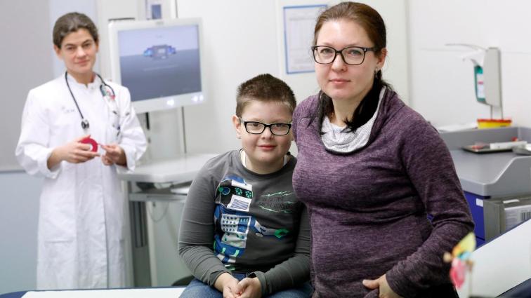 Общество: Онкобольной 10-летний Егор борется за жизнь в Германии
