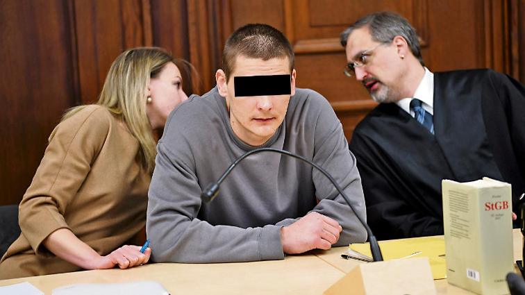 Происшествия: Убийство дальнобойщика в Баварии: коллеги жертвы – на скамье подсудимых