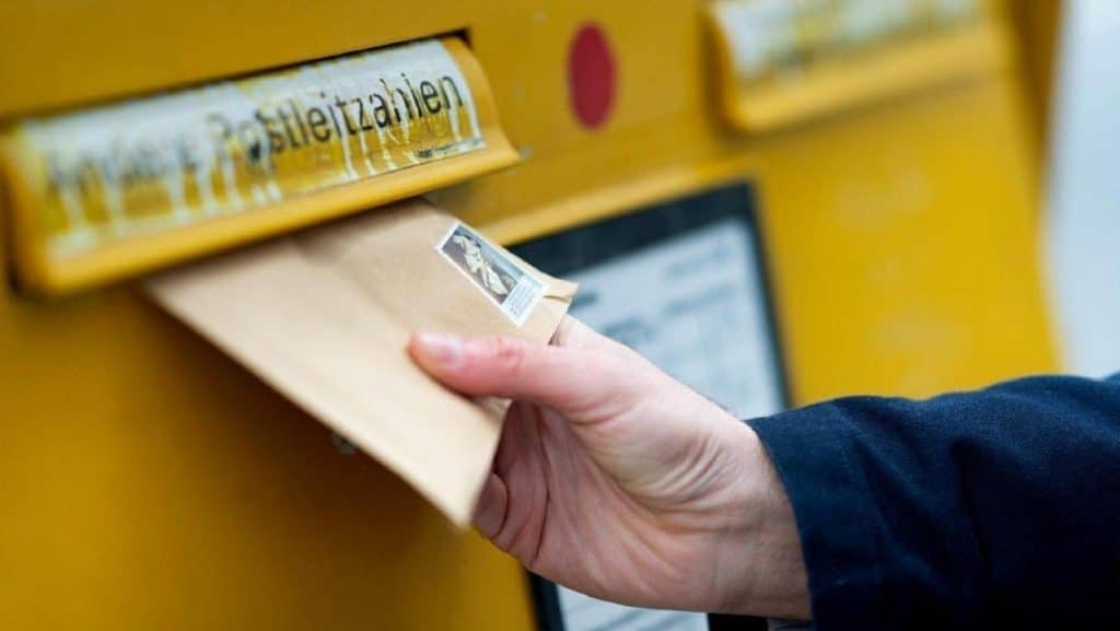 Общество: Отправка писем и посылок: дешевые альтернативы Deutsche Post
