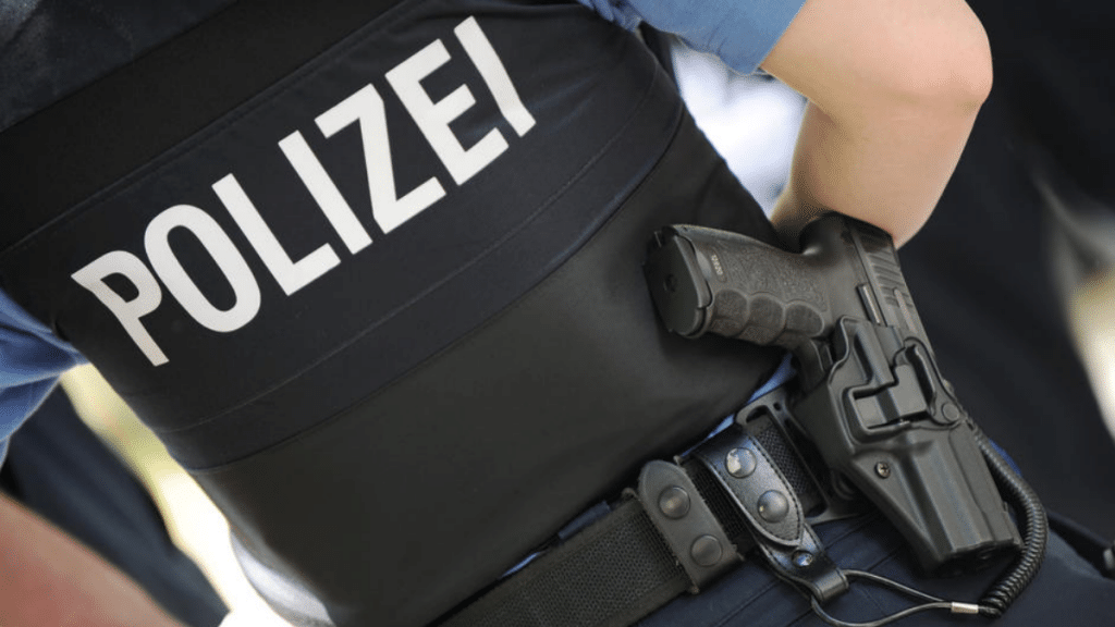 Происшествия: Полицейских Берлина подозревают в сотрудничестве с арабскими кланами