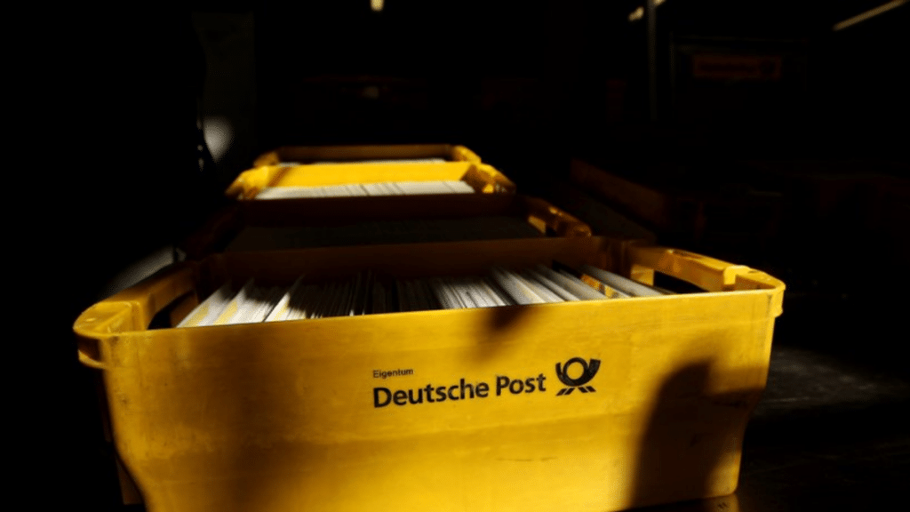 Общество: В этом году стоимость услуг Deutsche Post вырастет