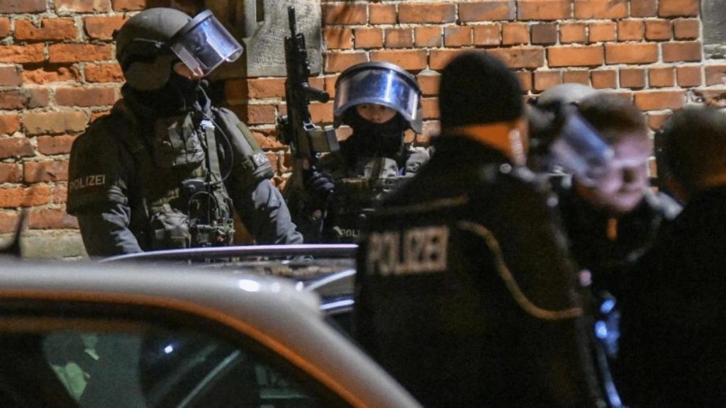 Происшествия: В Магдебурге спецназ штурмовал квартиру с беженцами