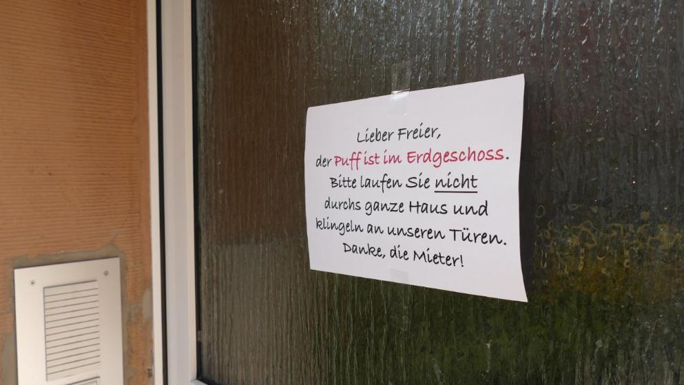 Общество: В Саксонии-Анхальте арендаторша превратила квартиру в подпольный бордель рис 2