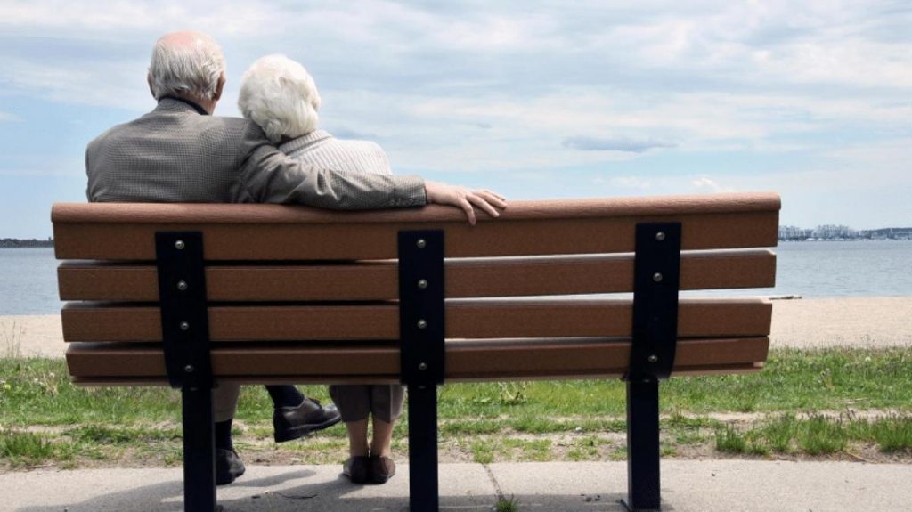 Деньги: С июля 2019 года миллионам пенсионеров в Германии повысят пенсию