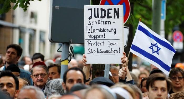 Общество: Власти Берлина приняли первый план борьбы с антисемитизмом