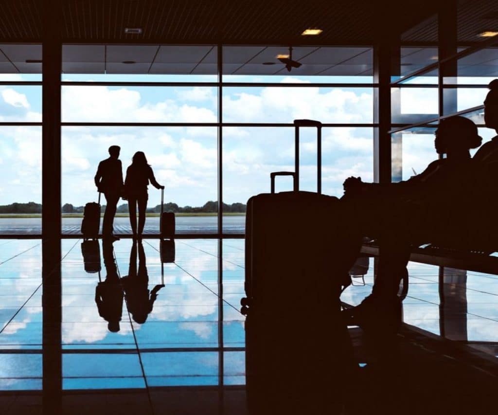 Досуг: Девять гениальных лайфхаков в аэропорту, которые сделают путешествие приятнее