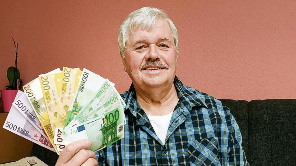 Деньги: Как пенсионеру в Германии увеличить свой доход?
