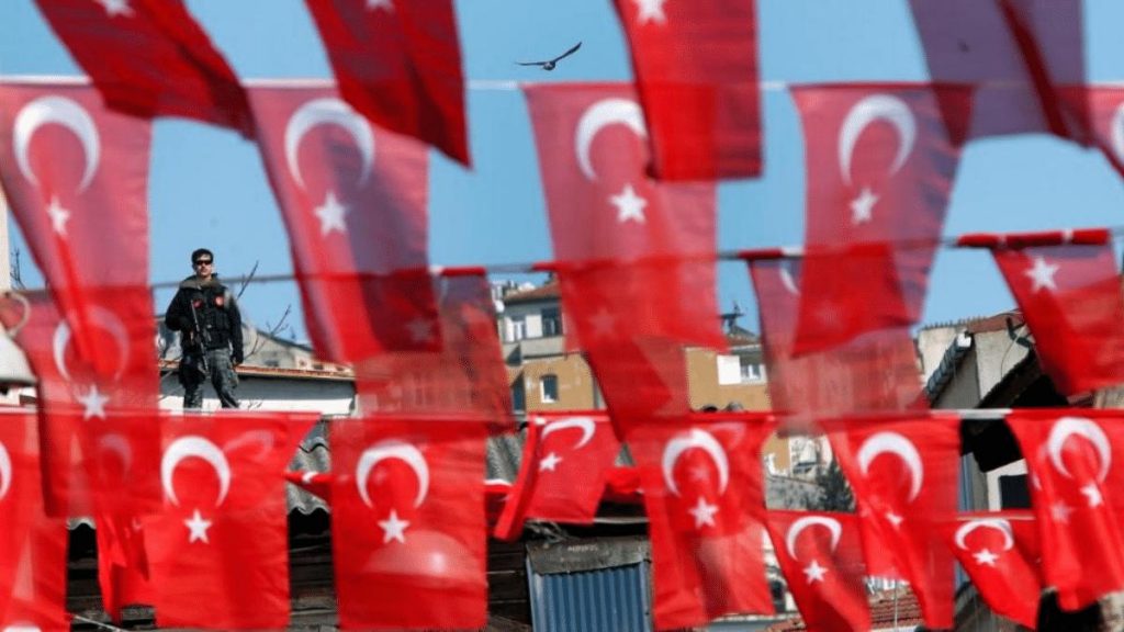 Общество: Германия ужесточила рекомендации для тех, кто собирается поехать в Турцию