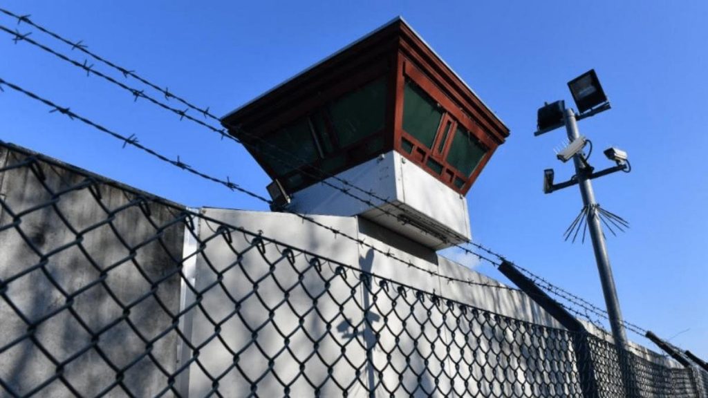 Общество: В Берлине потратят €7,3 миллионов на то, чтобы заключенные получили доступ к Интернету