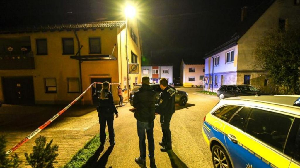Происшествия: Баден-Вюртемберг: в квартире нашли мертвую 18-летнюю немку