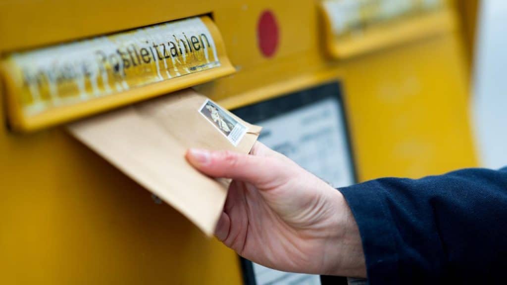 Общество: Отправка писем в Германии существенно подорожает