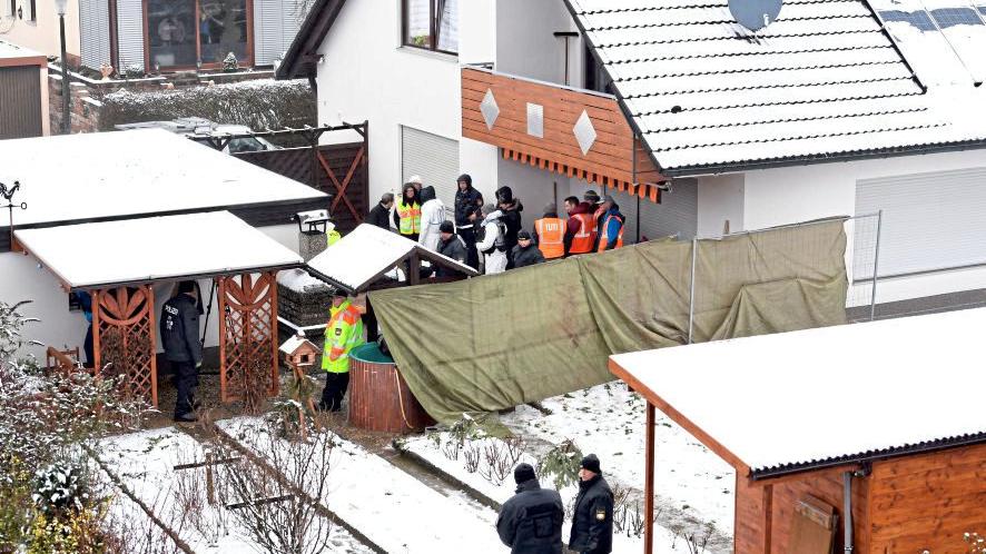 Происшествия: В Баварии к пожизненному заключению приговорили мужчину, который убил и замуровал своих родителей рис 2