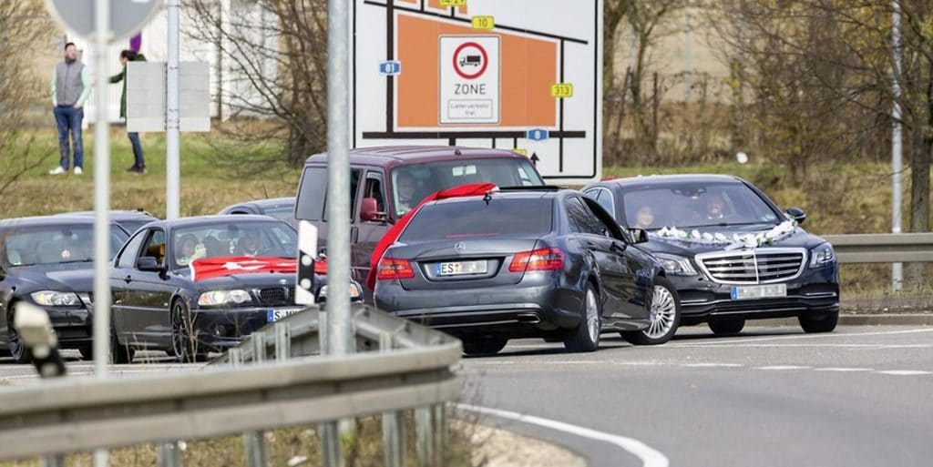 Происшествия: В Северном Рейне-Вестфалии турецкие свадебные кортежи перекрыли несколько автобанов