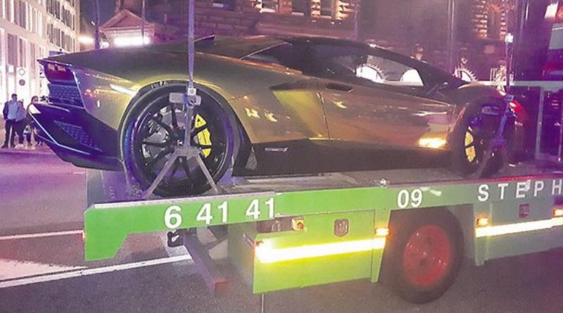 Происшествия: Гамбург: полиция изъяла сразу два золотых авто по необычной причине