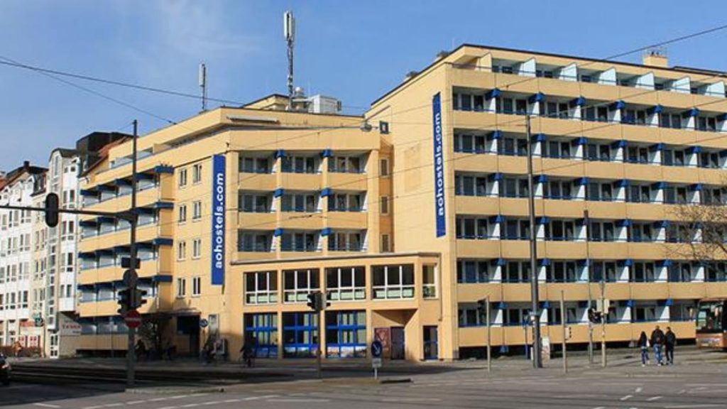 Происшествия: Ножовое нападение в мюнхенском хостеле: один погибший, один тяжелораненый