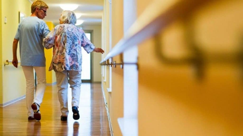 Общество: СДПГ требует ограничить сумму, которую пенсионеры платят за обеспечение ухода