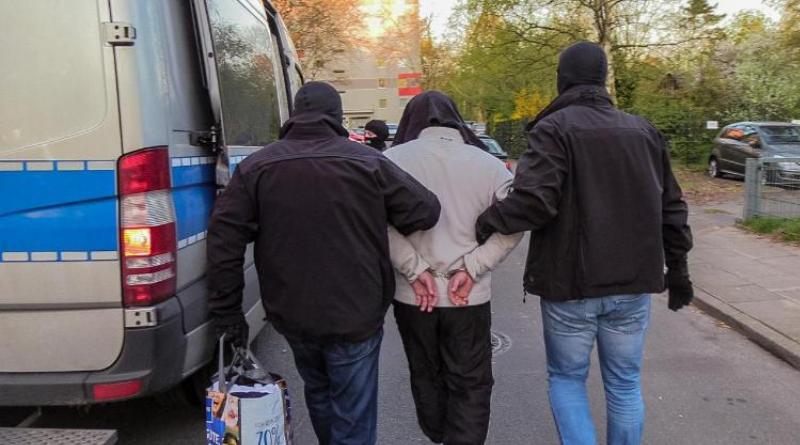 Происшествия: В Гамбурге задержали террориста, подозреваемого в вербовке новых членов ИГ