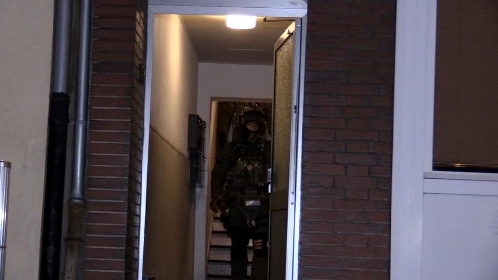 Происшествия: В Северном Рейне-Вестфалии полиция задержала 8 человек, которые собирали деньги для ИГ