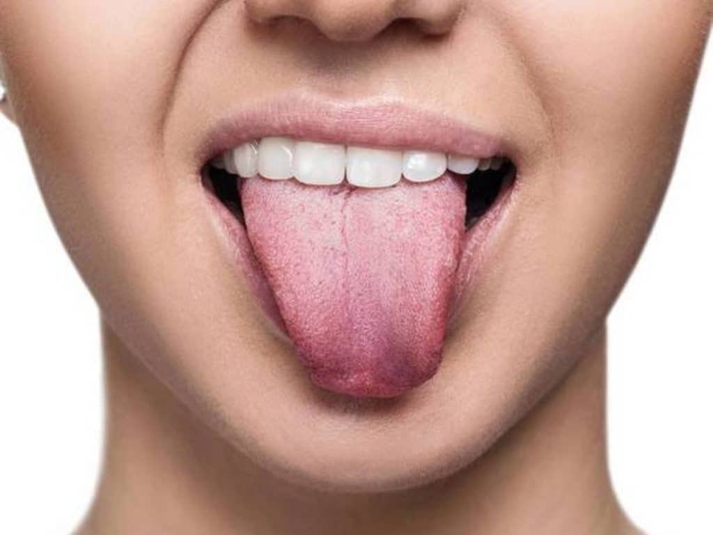 Здоровье: Как избавиться от горького привкуса во рту