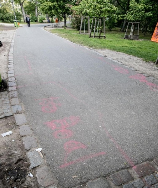 Общество: Берлин: в парке Герлицер появились официальные места для продажи наркотиков