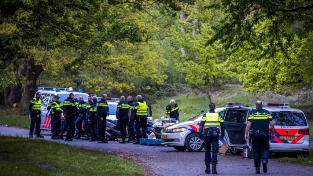 Происшествия: На немецко-голландской границе обнаружили два трупа