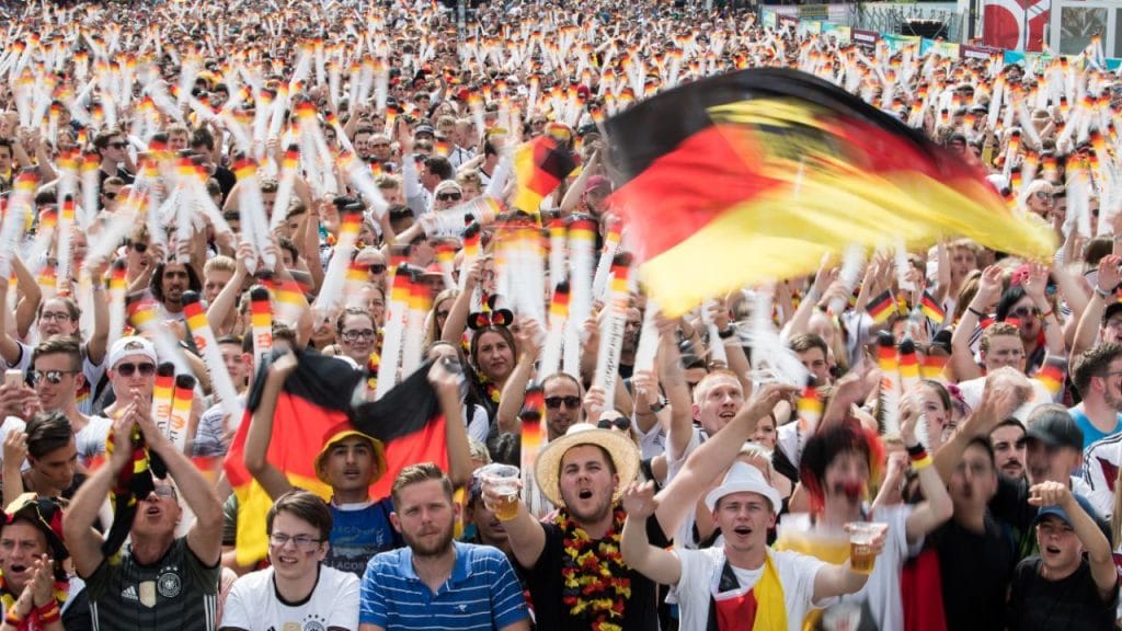 Общество: Число жителей Германии достигло рекордного уровня