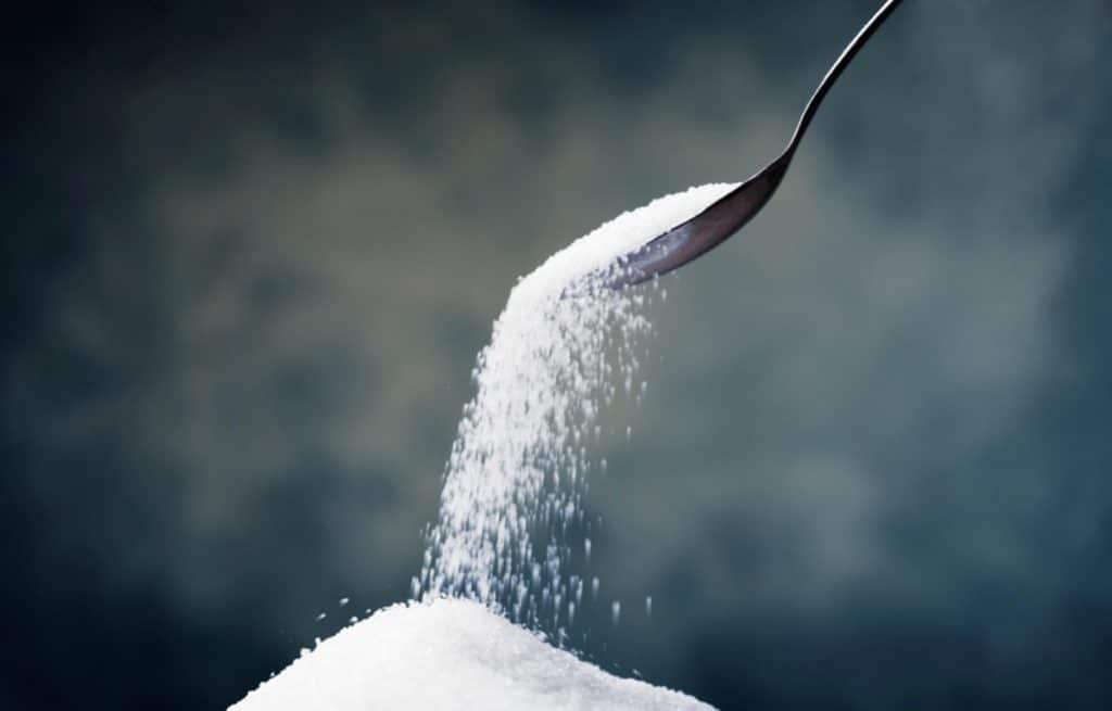 Общество: Врет ли Nestlé говоря о снижении количества сахара и жира в своих продуктах?