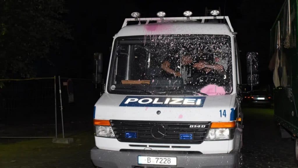 Происшествия: Четыре нападения за несколько дней: берлинские полицейские снова подверглись насилию