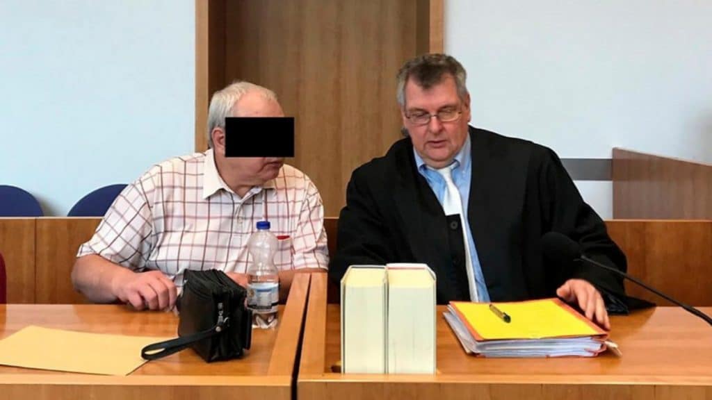 Происшествия: В Бонне судят дедушку, который насиловал родного внука