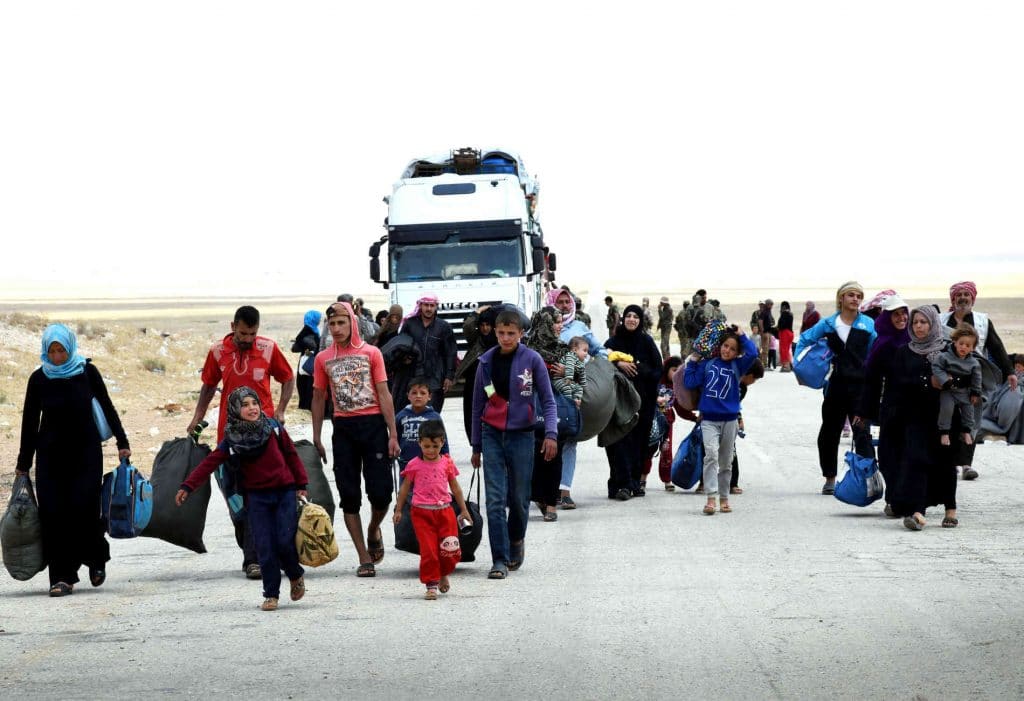 Политика: В будущем 15 стран ЕС должны осуществлять прием беженцев