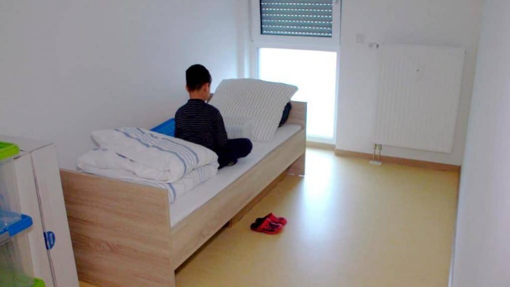 Общество: Арендное безумие в Германии: тысячи детей остались без крыши над головой