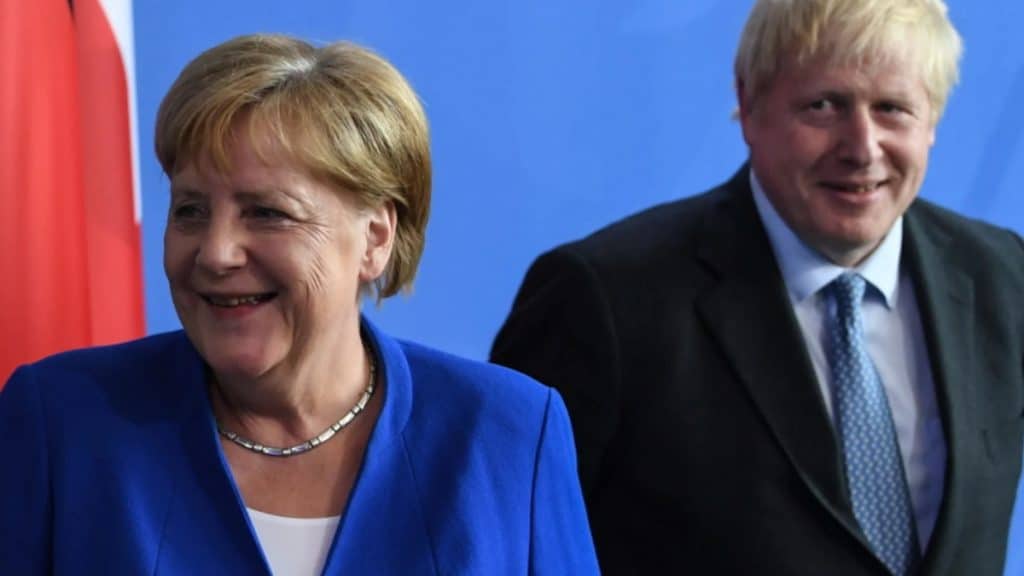 Политика: Меркель и Джонсон: России пока рано возвращаться в G8